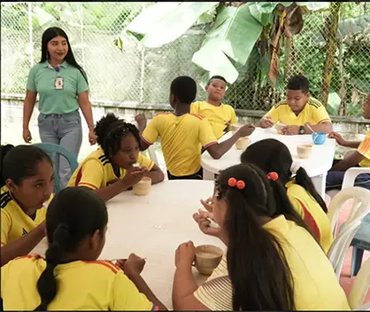 Dona 25 dólares alimentos